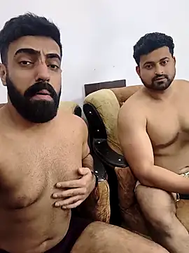 Suck and Cum 3 boys - Video von moustache72 Cam-Model