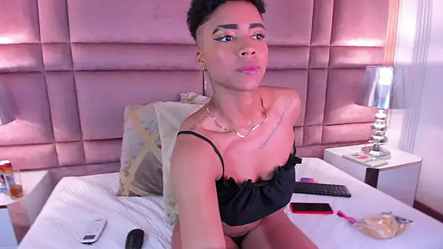 😻🖐️ - LuciaWallace 캠 모델의 동영상