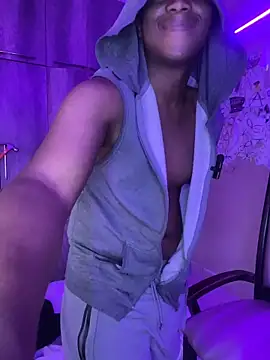 Baby chocolates - clip cu WormEatenCorpse model videochat