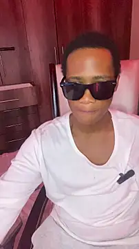 [24 Jan 16:49] Public Show - WormEatenCorpse adlı kamera modelinin videosu