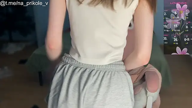 [27 Dec 01:30] Private Show – видео вебкам-модели na_prikole_
