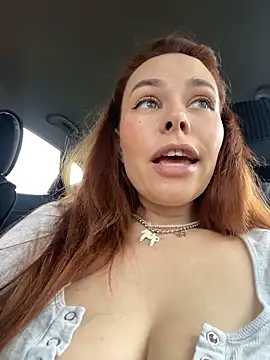 Fingering pusy so close to your face - video by Kelley_Allie cam model