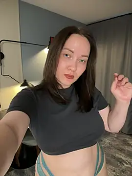 Public Show ass tease