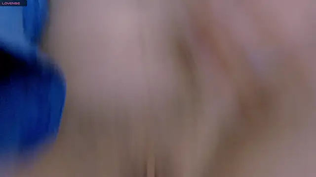 Suck my boobies & clit <3