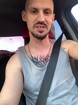 Masturbate pvt show im the my car with my passanger and smell her panties - vidéo du modèle de showcams AssHunter4k