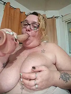 [15 Jan 10:13] Group Show - video by diosacurvy1984 cam model