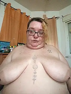 [15 Jan 10:51] Private Show - video by diosacurvy1984 cam model