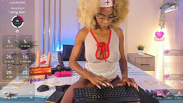 Mature nurse will show you what a great blowjob is all about - video by Liincostelloo cam model