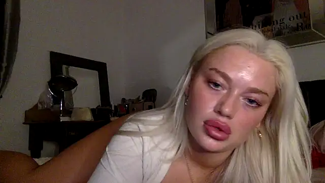 [23 Jan 18:28] Private Show - video van blissdimicco cam-model