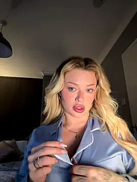 Ass spreading with both hands went bother beggin u to eat my sss - video od modelky/modela blissdimicco