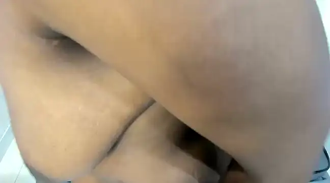 sexy ass clap - vidéo du modèle de showcams nefertiti_ebony