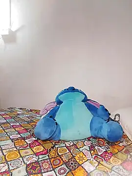 4 fingers in my ass