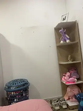 Dildo show 😏 - video by Girl_milk7 cam model