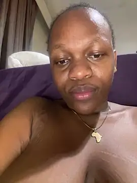 pussy driping good — filmik BonnyMolhada, modela(-lki) na kamerkach