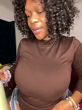 deepthroat lovers - video by Boneca25 cam model