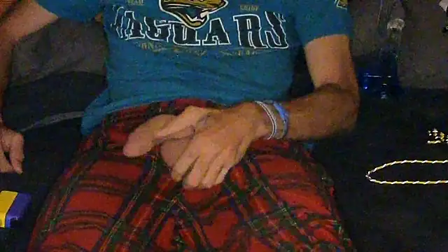 [12 Apr 15:19] Private Show - vidéo du modèle de showcams FeelingUnwanted