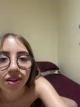 fuck amateur - video by leda_swan cam model