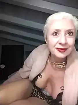 [5 Mar 19:14] Private Show – video od webkamerové modelky divinaerotica