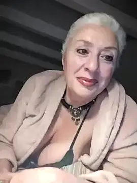 [15 Mar 19:31] Private Show - video by divinaerotica cam model