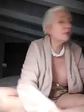 [21 Mar 19:41] Private Show - video by divinaerotica cam model