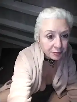 [25 Mar 20:33] Private Show - video by divinaerotica cam model