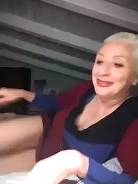 [2 Apr 23:27] Private Show - video by divinaerotica cam model
