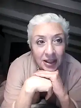 [17 Apr 22:28] Private Show - video by divinaerotica cam model