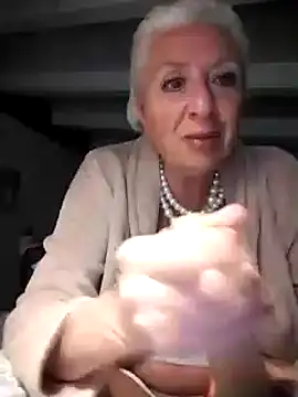 [29 Apr 23:34] Private Show - video by divinaerotica cam model