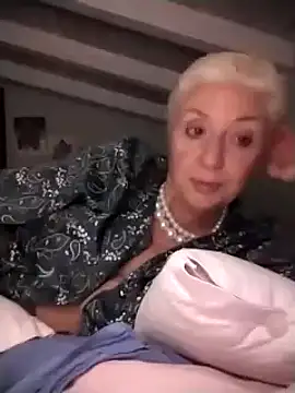 [3 Sep 23:23] Private Show - Video von divinaerotica Cam-Model