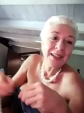 [4 Sep 15:59] Private Show - Video von divinaerotica Cam-Model