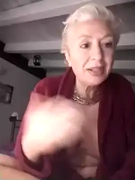 [9 Oct 19:35] Private Show - Video von divinaerotica Cam-Model