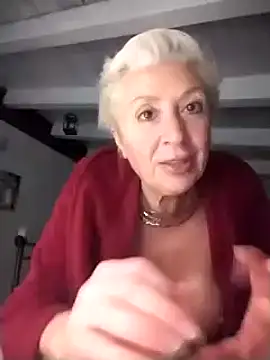 [9 Oct 23:59] Spy Show - Video von divinaerotica Cam-Model