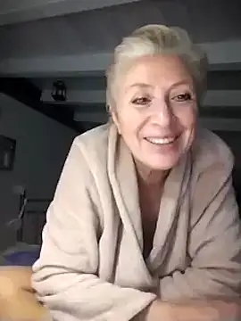 [14 Oct 20:22] Private Show - Video von divinaerotica Cam-Model