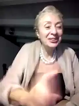 [19 Nov 19:28] Private Show - Video von divinaerotica Cam-Model