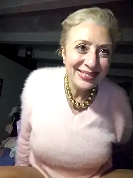 [11 Dec 21:58] Spy Show - Video von divinaerotica Cam-Model