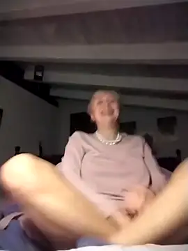 [16 Dec 22:31] Private Show - Video von divinaerotica Cam-Model