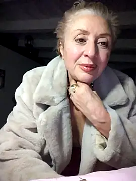 [23 Dec 22:46] Private Show - Video von divinaerotica Cam-Model