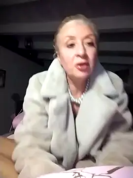 [24 Dec 22:19] Private Show - Video von divinaerotica Cam-Model