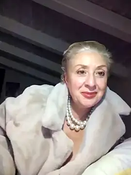 [29 Dec 19:42] Private Show - Video von divinaerotica Cam-Model