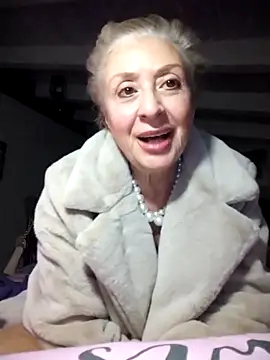 [7 Jan 23:03] Private Show - Video von divinaerotica Cam-Model