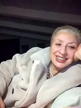 [11 Jan 22:47] Private Show - Video von divinaerotica Cam-Model