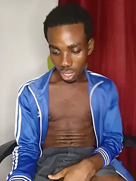 [28 Jul 19:47] Private Show - PetiteBooo adlı kamera modelinin videosu