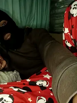 [16 Aug 06:00] Public Show — filmik NoFaceBlackSnake69, modela(-lki) na kamerkach