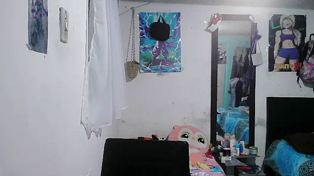 [18 Aug 18:23] Private Show－カメラキャストのalexandraluvの動画