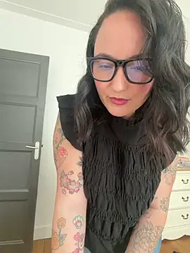 [2 May 11:33] Private Show