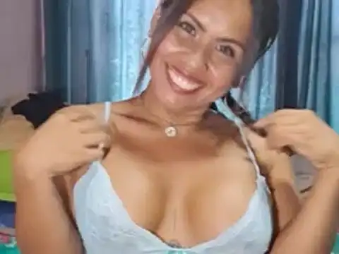 [5 May 10:42] Private Show - SamiiBigboobs adlı kamera modelinin videosu