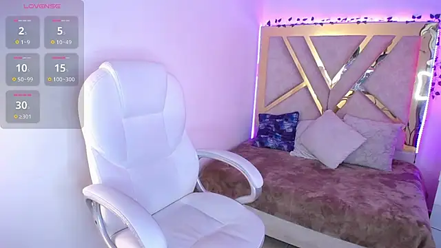 👆🏻🌺💦 - video by Alexaamoon_ cam model