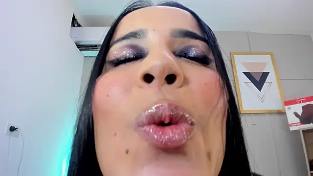 Hello love love, I'm horny today 😈🔥 Today my pussy is wet so much that I become great squirts - video by Violetta_0 cam model