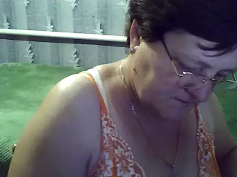 [12 Jun 06:46] Private Show - video by ElzaJewel cam model