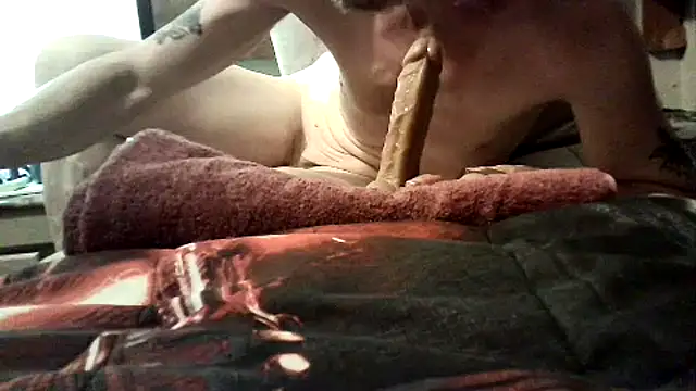 [7 Dec 17:41] Public Show - video by Fuckmehard09 cam model